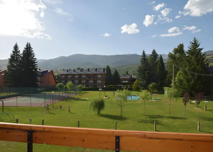 Atico En Llivia - Recien Reformado