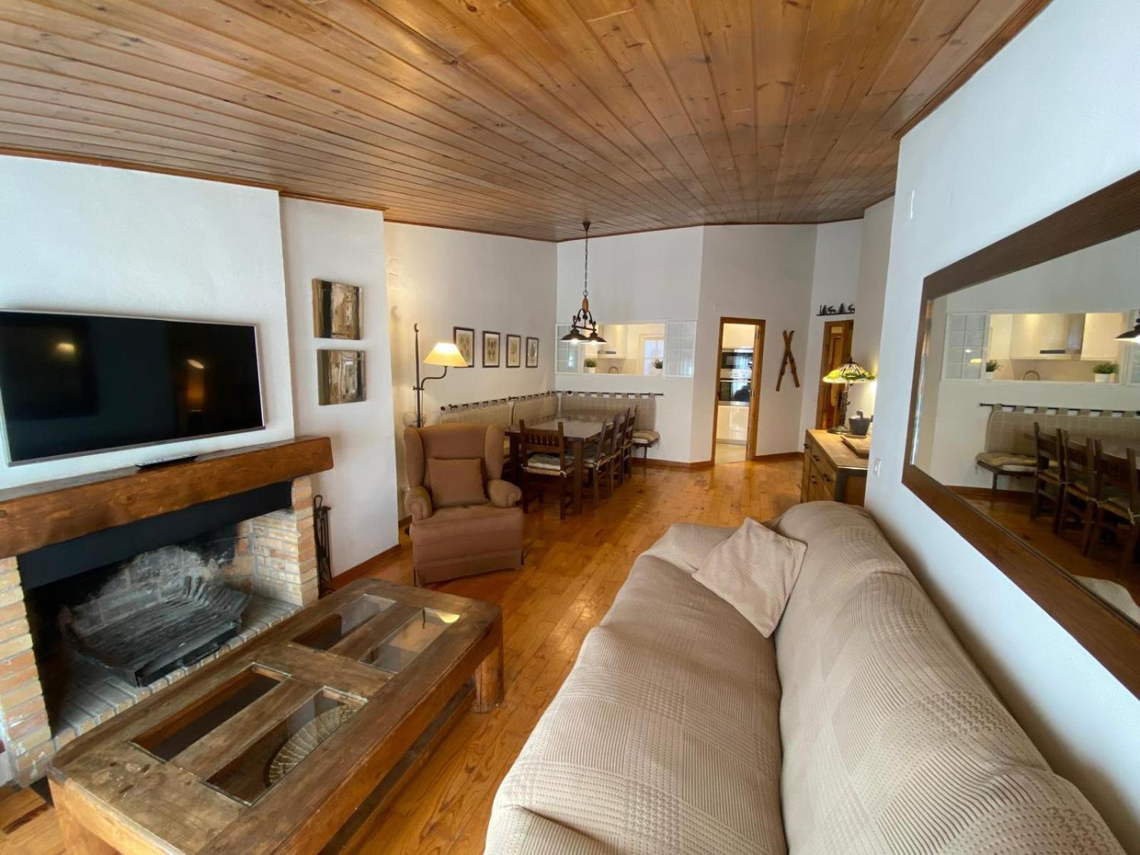 Apartment Atico En - Recien Reformado Llivia